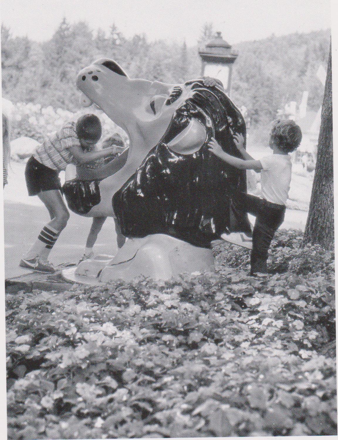 *NH-"Lion's.... (Water) Fountain" -Classic-Story Land Glen, NH {Postcard} {C94}