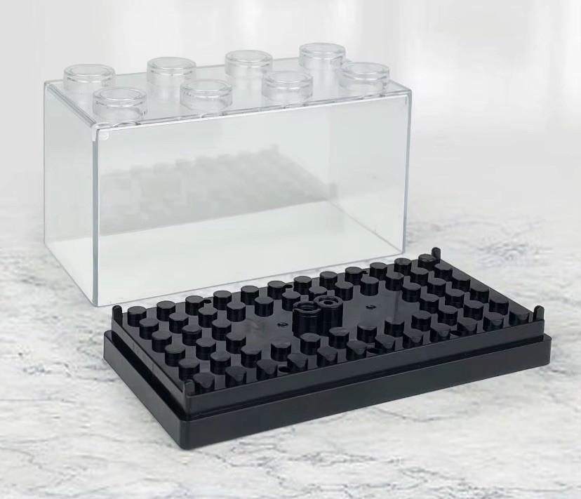 Small Minifigure Display Case - Transparent Acrylic Mini Dustproof Case [New]