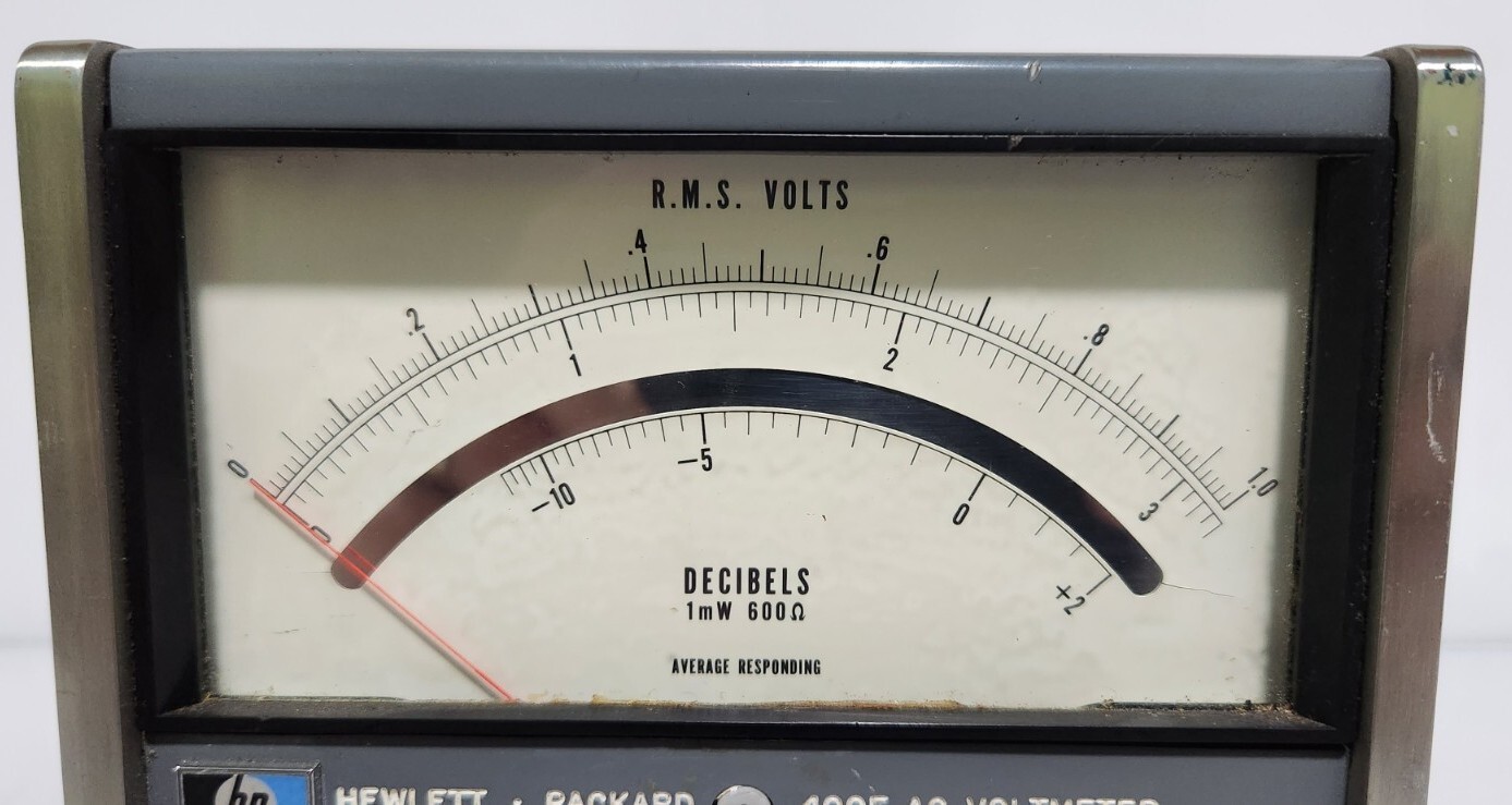 HP 400F AC Voltmeter 0-300V - Untested - Missing Power Cable
