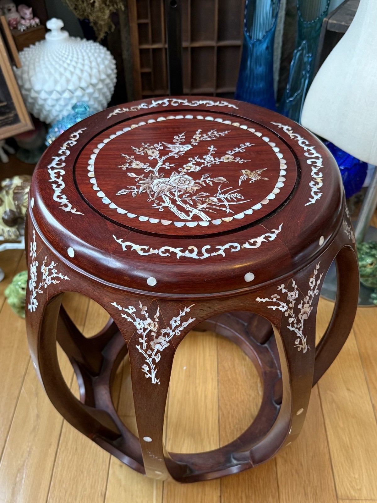 BEAUTIFUL CHINESE ROSEWOOD MOTHER OF PEARL INLAY 17” BARREL DRUM STOOL