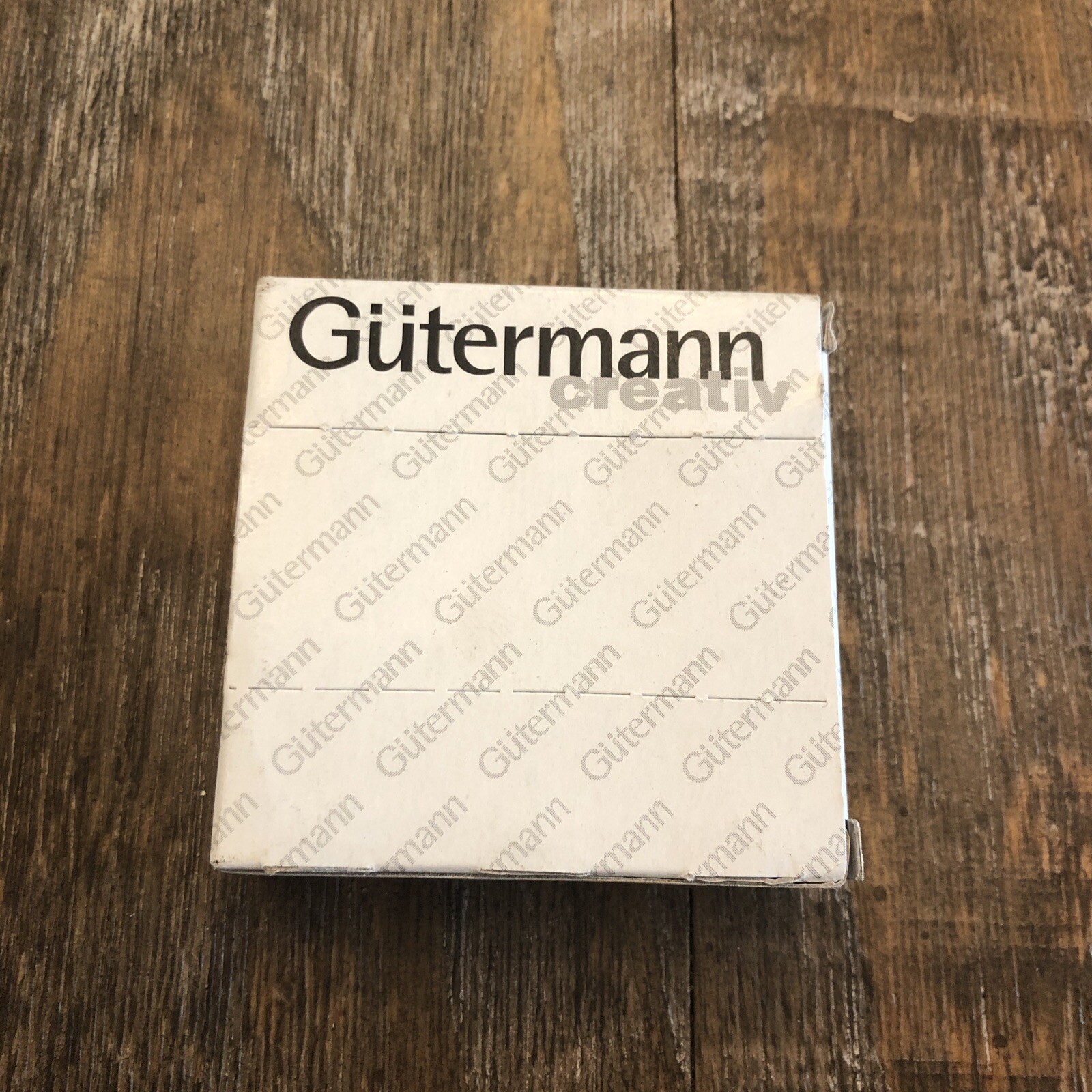 Gutermann 100m 110 Yds Spool Yarn Color 911 3 Pack