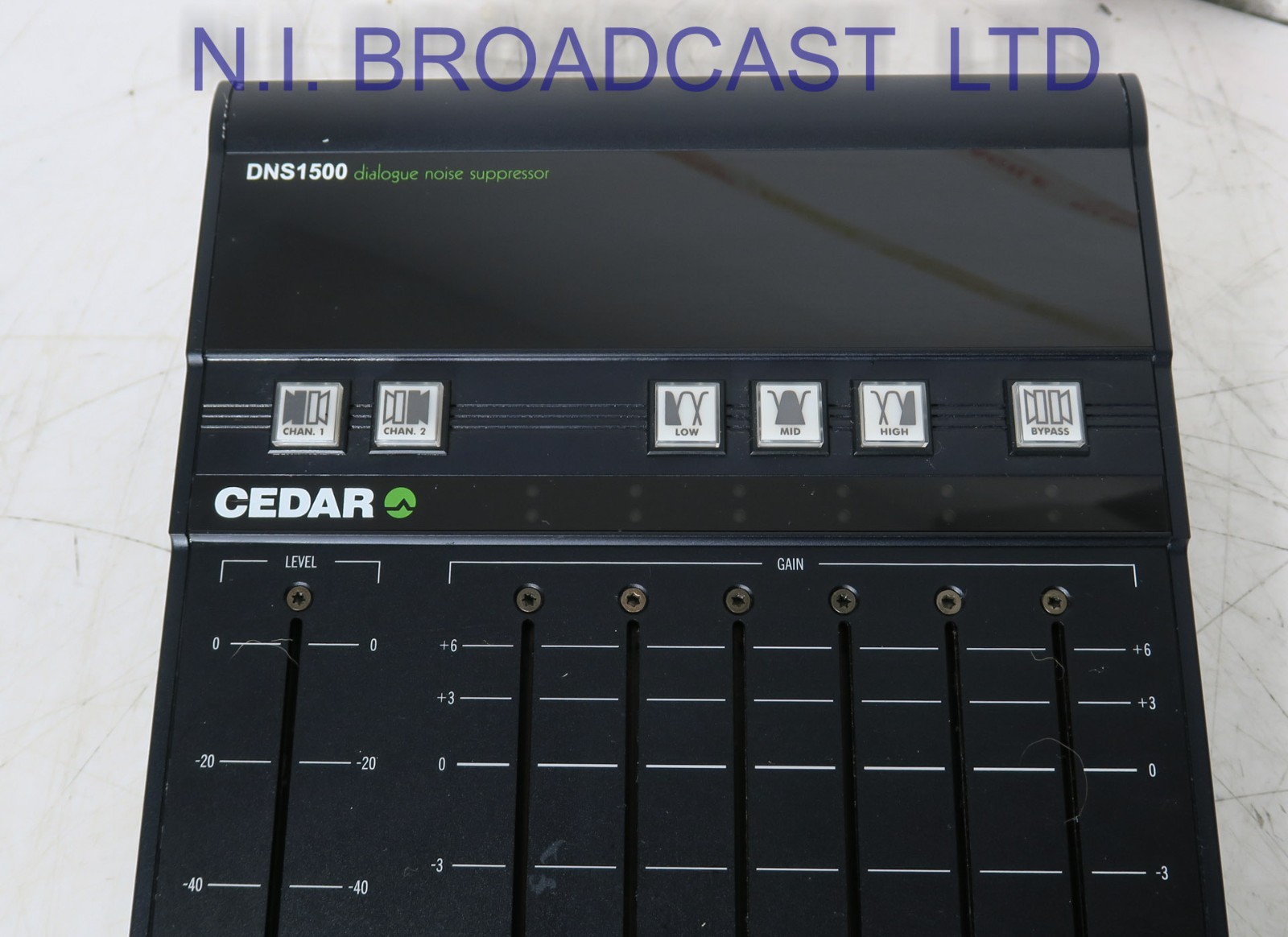 Cedar dns1500 digital noise suppressor