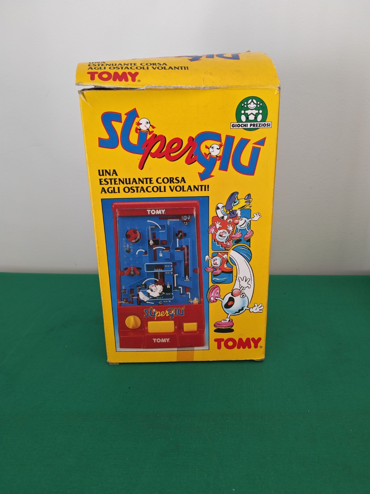 Super Down Tomy Precious Games Vintage Yeeaghh! Boxed Game Game 80s