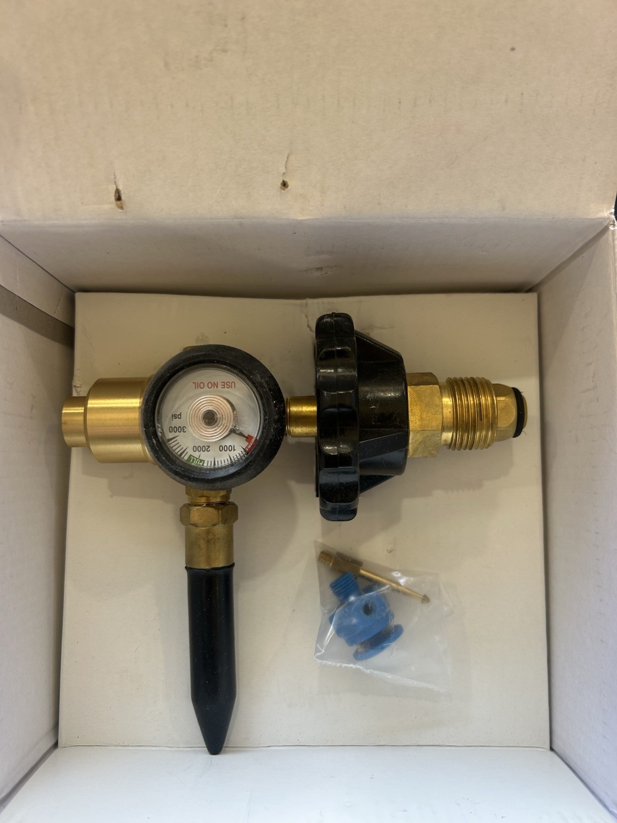 Weldmark 'WEMBR3855GSH Helium Inflator and Regulator