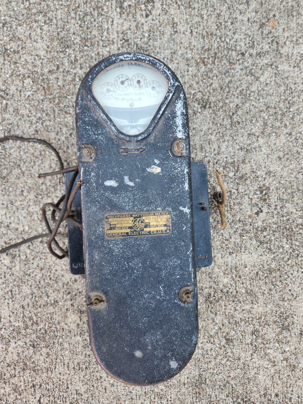 Vintage GE General Electric polyphase Watthour Meter