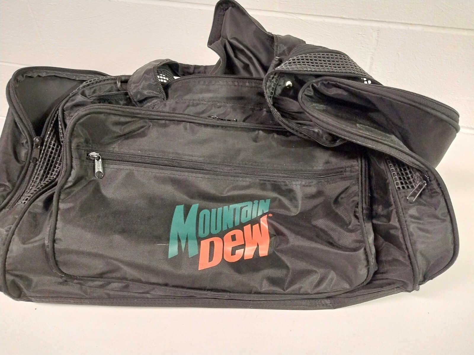 Mountain Dew Duffle Bag Carry On Travel Gym Workout Bag handle & shoulder strap