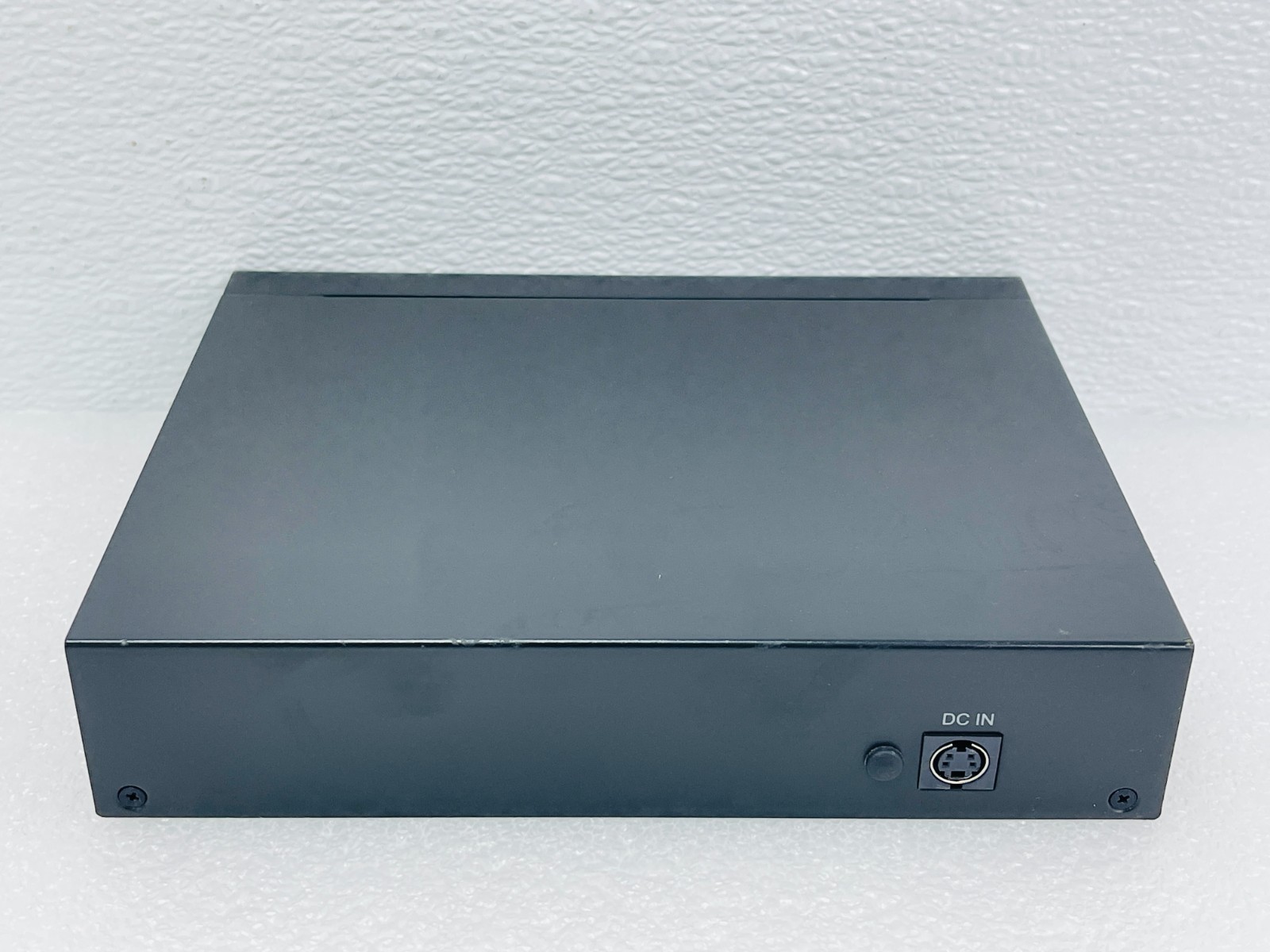 USED - Buffalo BS-GU2008P 8- Port Gigabit Switch (Unit Only) / Free Shipping