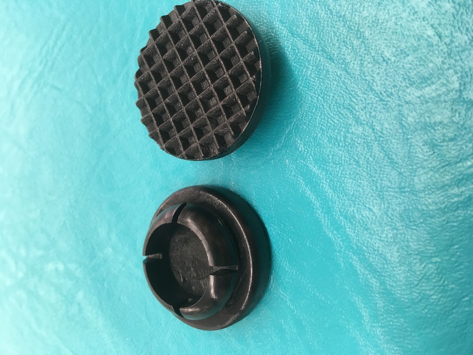 638B - 1" 24 pcs Wrought Iron Weld Cup Glide Fits a 1" Inside Diameter Black New