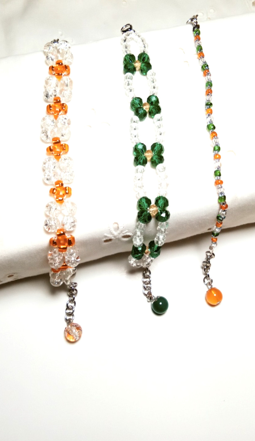 DAINTY GLASS & STAINLESS STRETCHY BEADED BRACELETS GREEN, ORANGE & CLEAR
