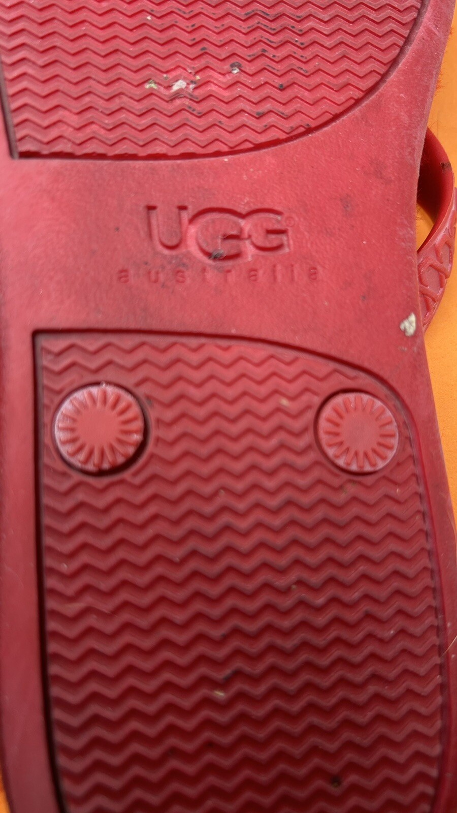 UGG Online Size 7, Summer Slipper