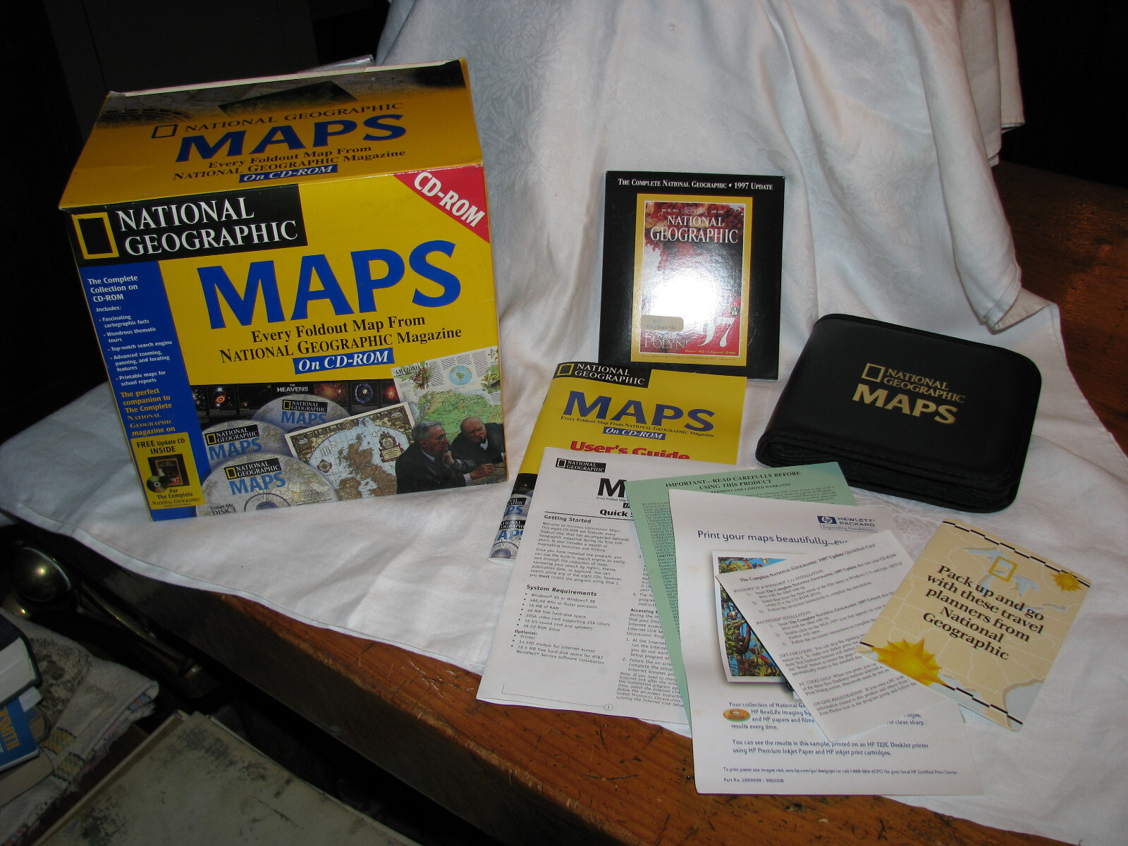 Boxed 1998 Unused National Geographics MAPS on CD-ROM 7 Discs W/ User Guide