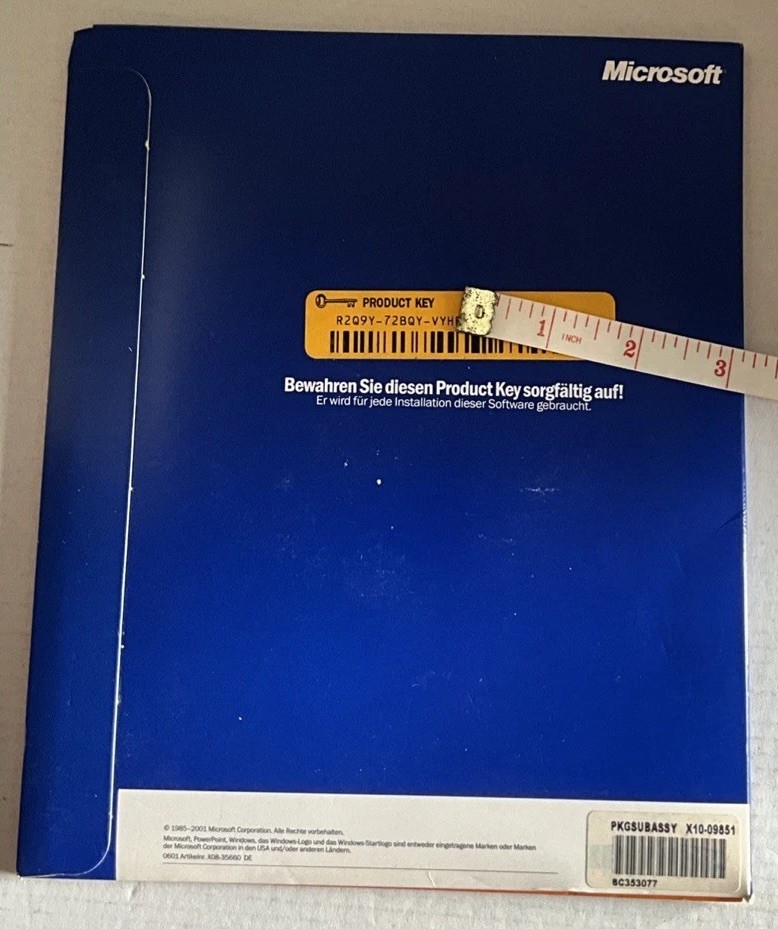 Microsoft Windows XP Professional, Genuine Full Edition Aug. 2001, Unused!