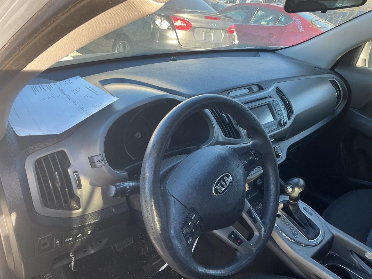 SPORTAGE 2015 Glove Box 4930998