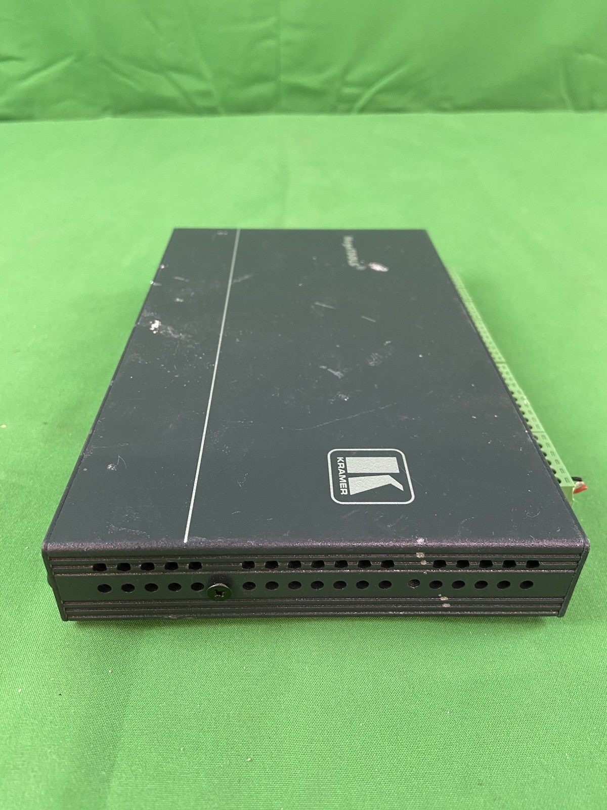 Kramer SL-240C Master/Room Controller With Power Adapter