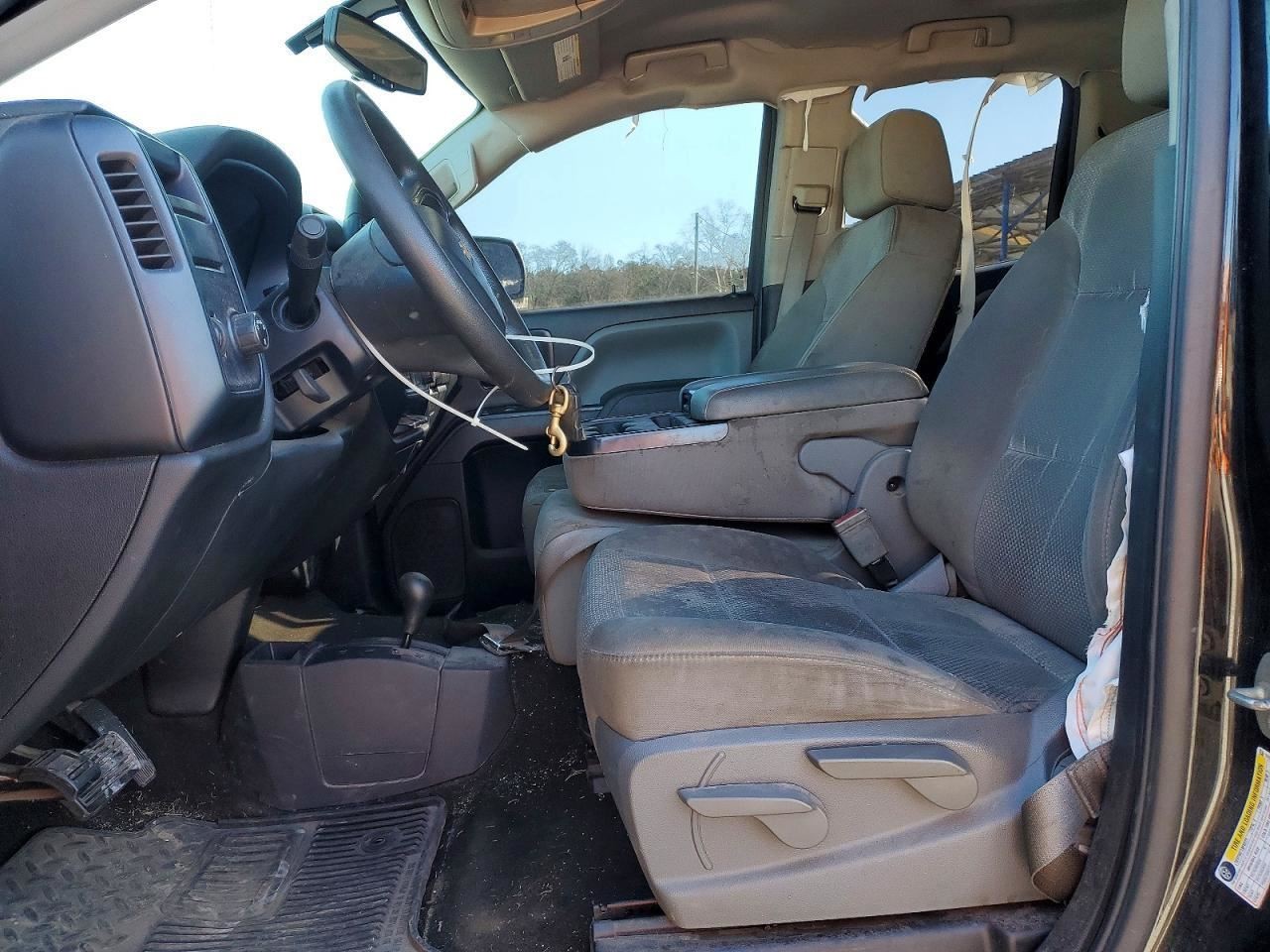 SILVRDO15 2016 Glove Box 4988911