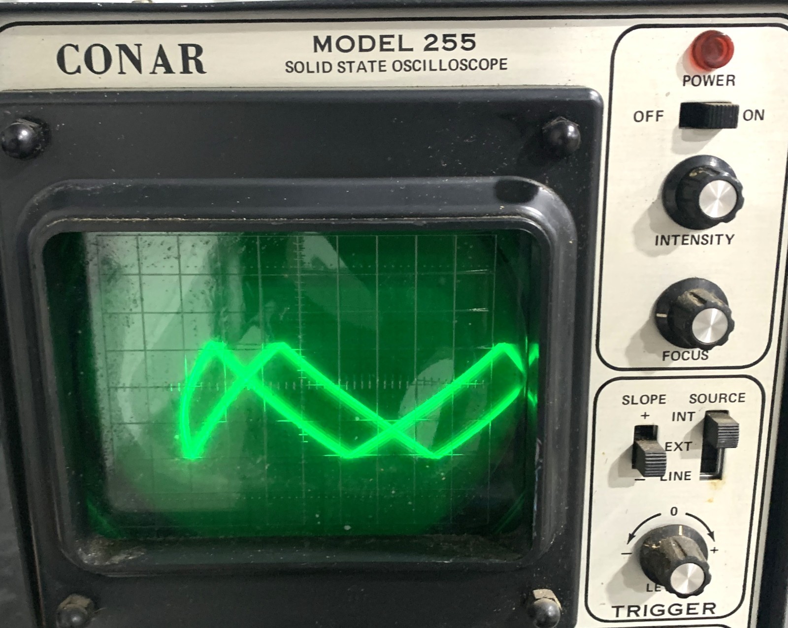 Vintage CONAR Model 255 Solid State Oscilloscope 50/60HZ 115V Tested