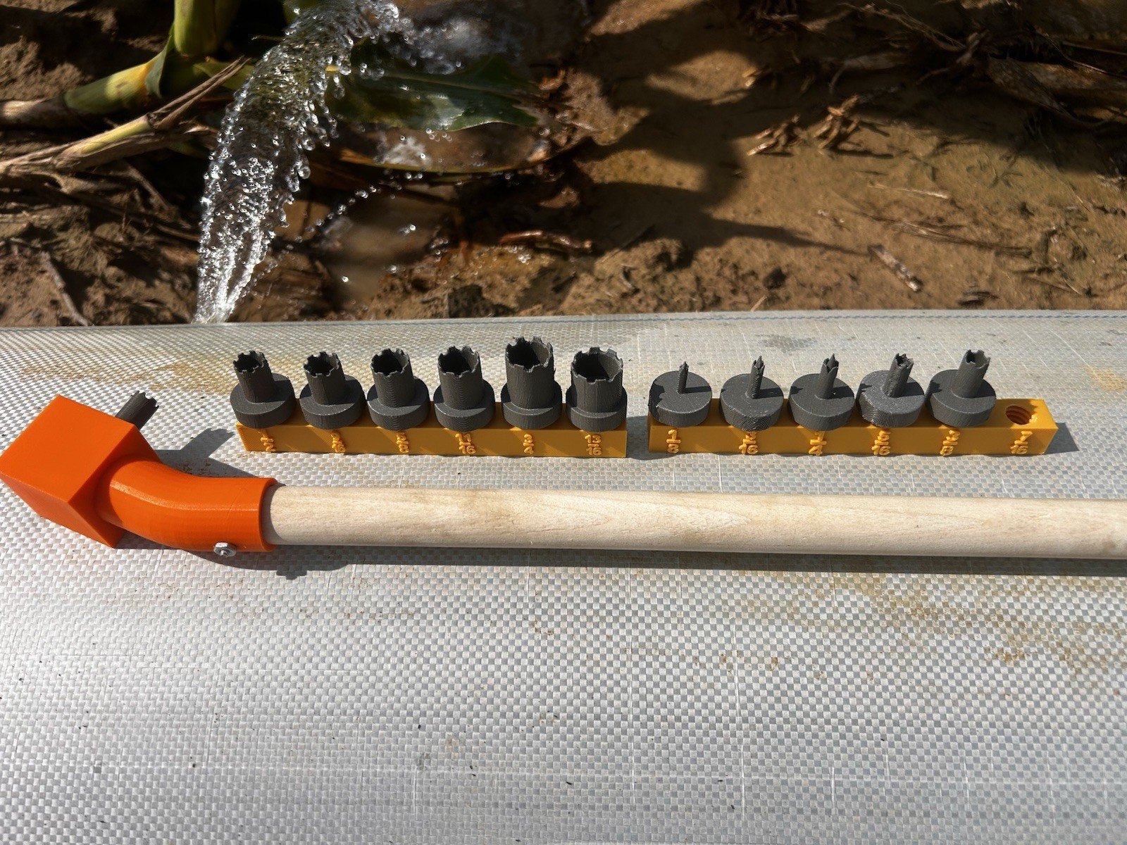 Pop-Right Farm Poly Pipe Hole Punch Tool