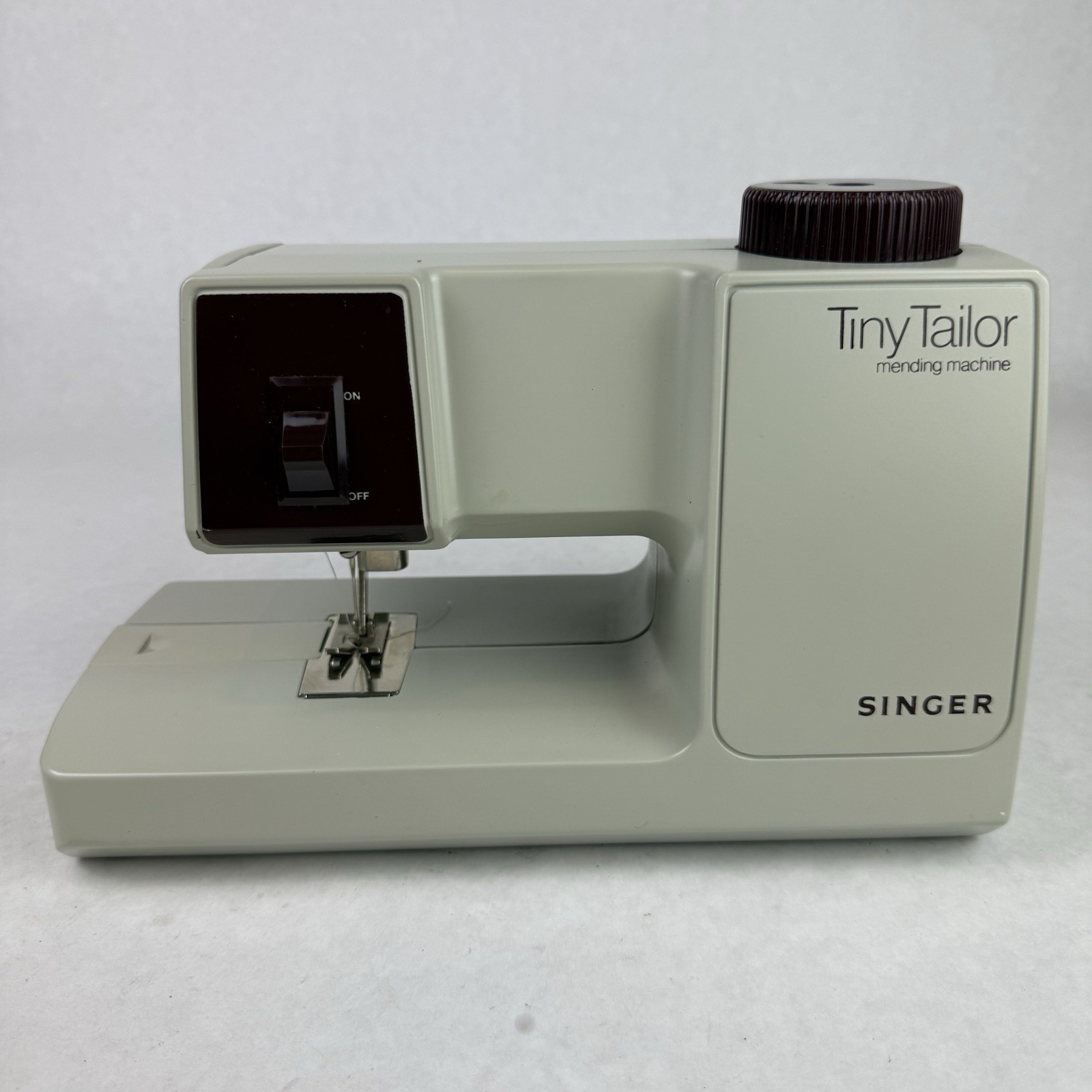 Vintage Singer Sewing Machine Tiny Tailor M100A Tested With Power Cord *See Pics