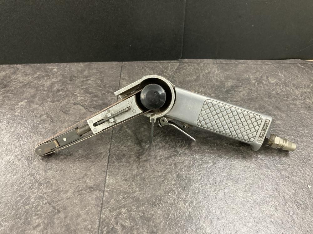 Snap On  Belt Sander AT610