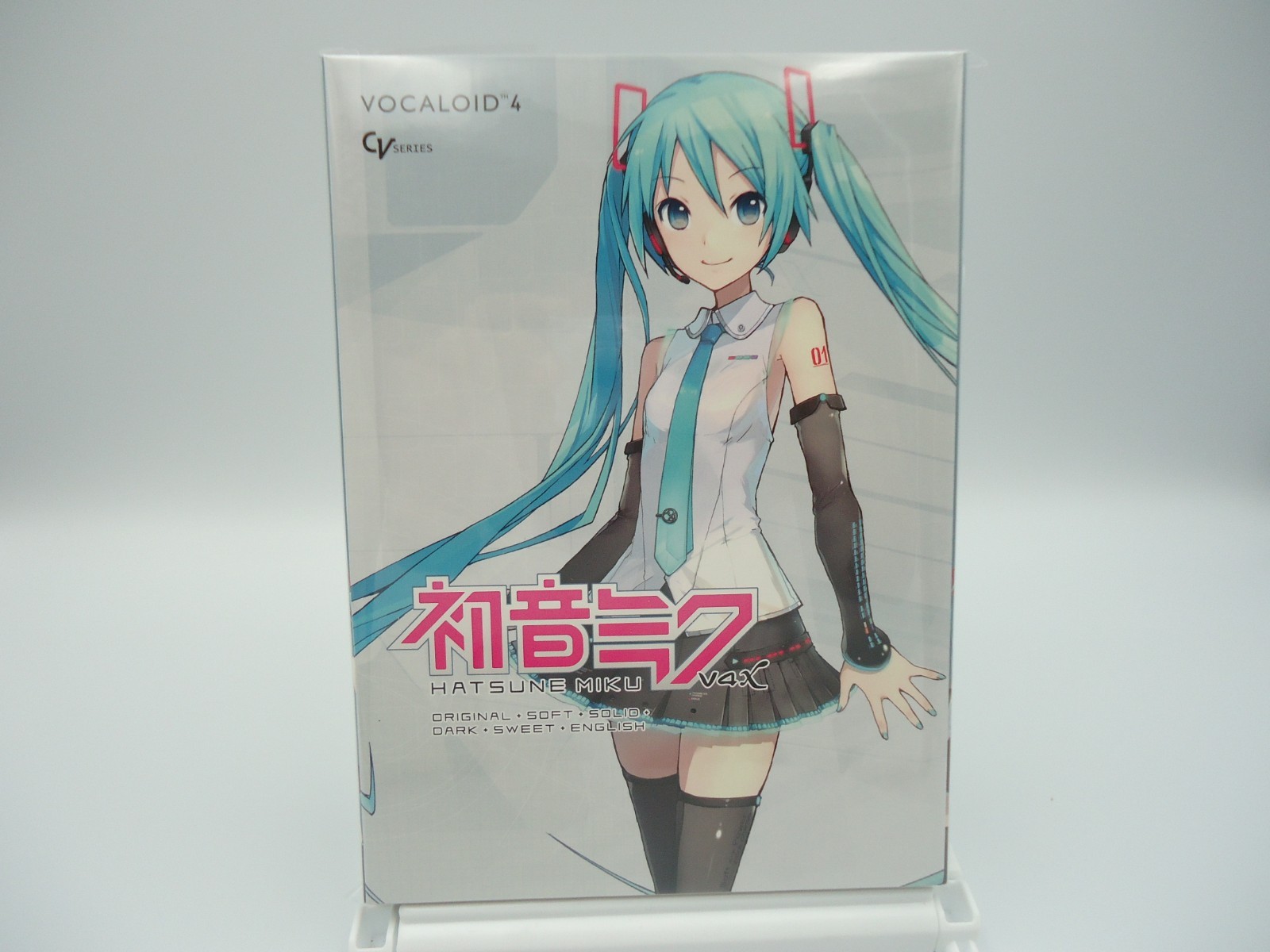 VOCALOID4 Hatsune Miku V4X ENGLISH PACKAGE DVD / Download Ver. CRYPTON Japan New