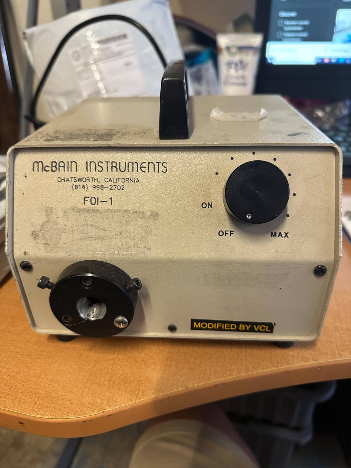 Mcbain Instruments FOI-1 Fiber Optic Halogen Illuminator Model FOI-150