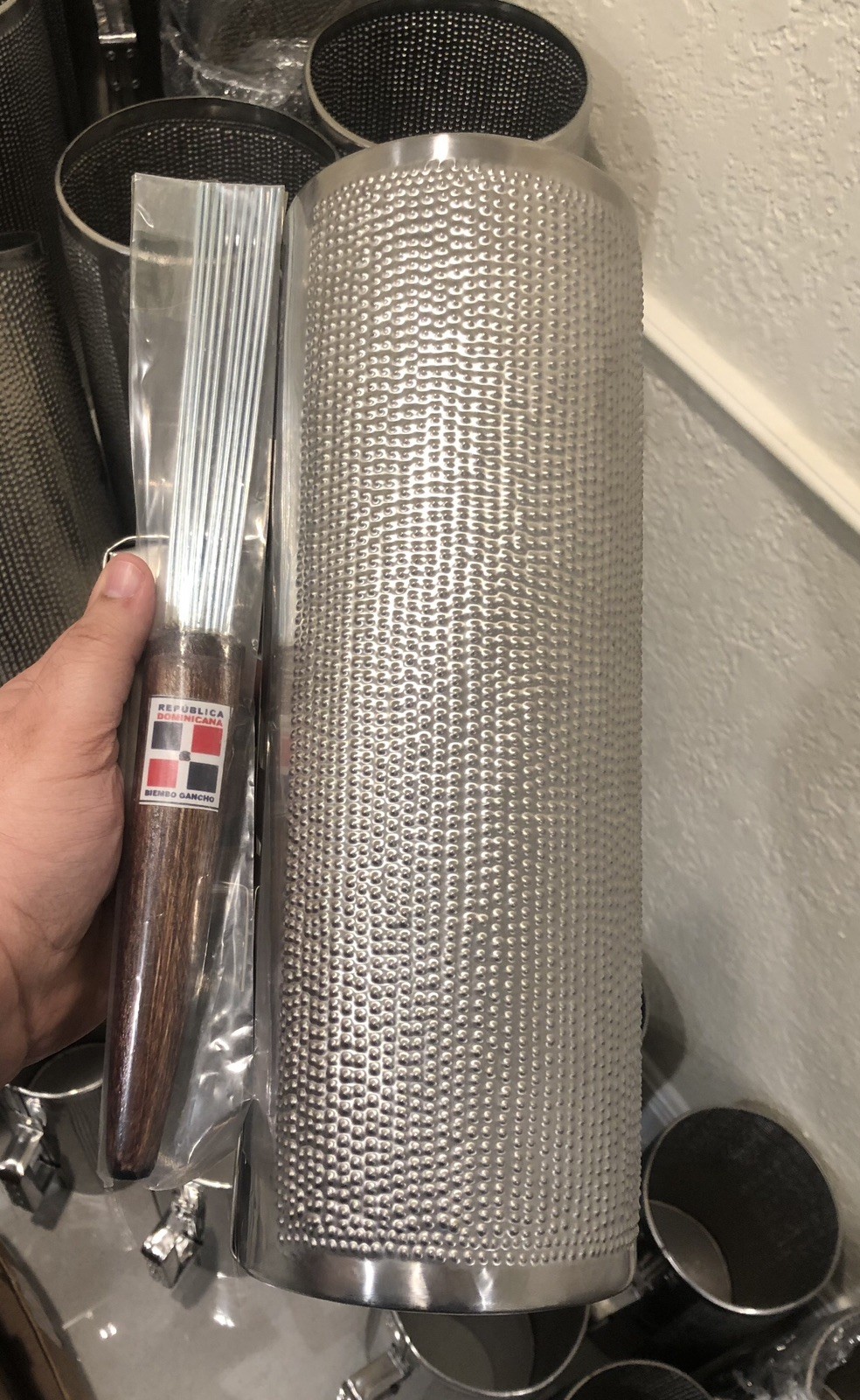 Guira Dominicana Profesional De BUCHE GUIRA 15"X 13" Con Su Gancho🇩🇴