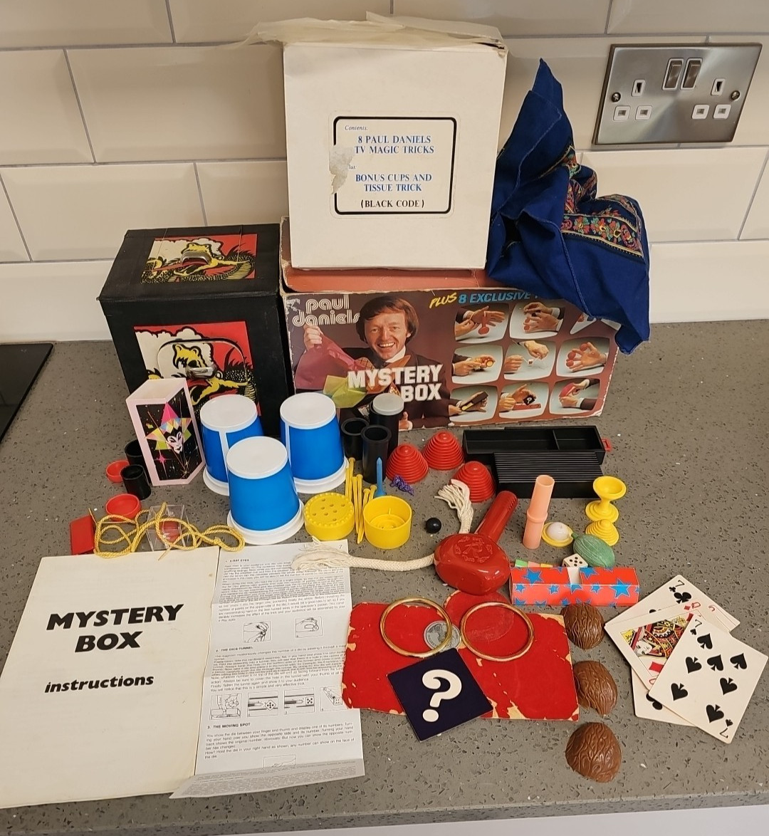 Paul Daniels Mystery Box Magic TV Tricks 1980 Edition Incomplete Sold For Parts