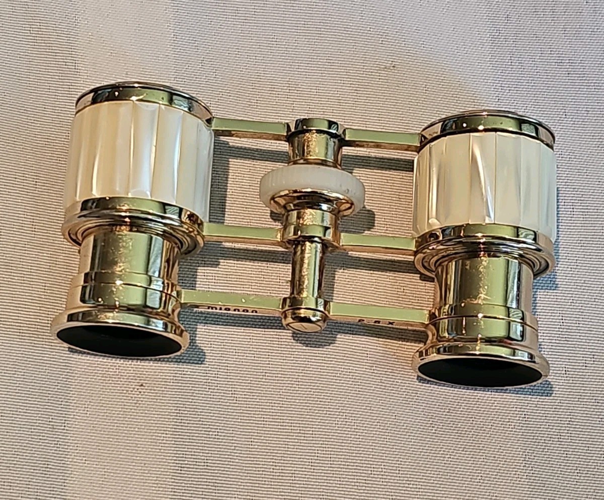 Mignon Japan Opera Glasses 2.5X  Mother of pearl Free shipping