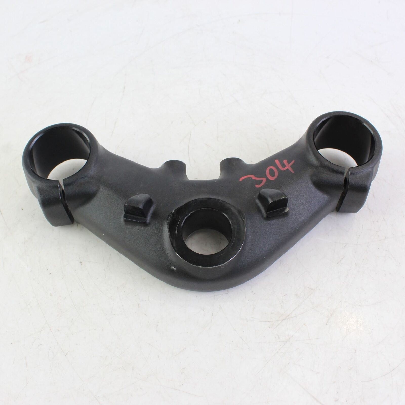 2021 TRIUMPH BONNEVILLE BOBBER Lower Yoke  - T2042865