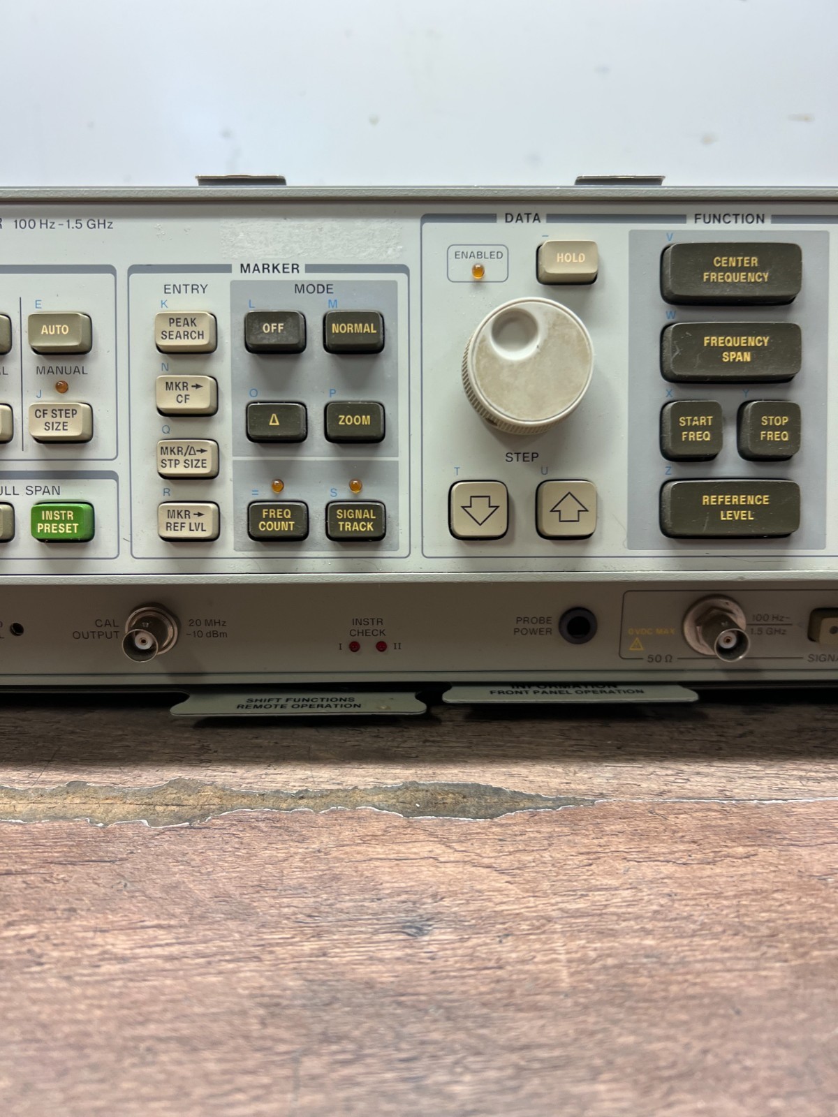 HP 8568B Spectrum Analyzer 100 Hz - 1.5 GHz