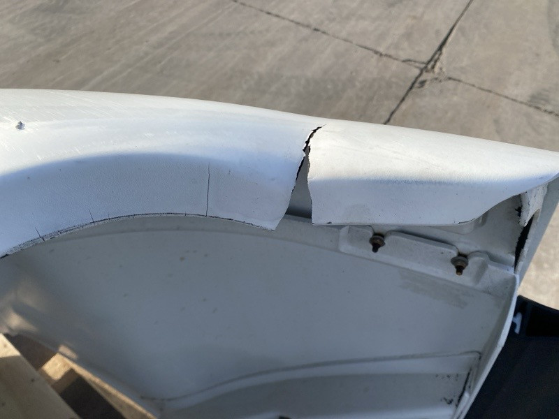 2016 Cab Wind Deflector for Kenworth T680 (662-10089)