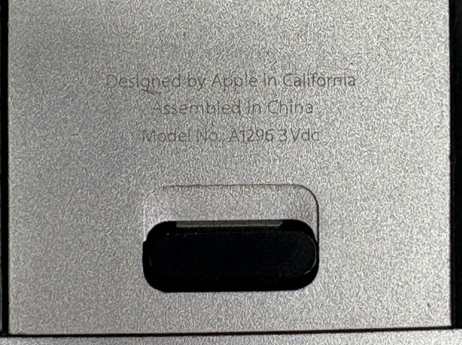 GENUINE Apple Magic Mouse 1st Gen A1296 Wireless Tactile/Multi-Touch Mouse