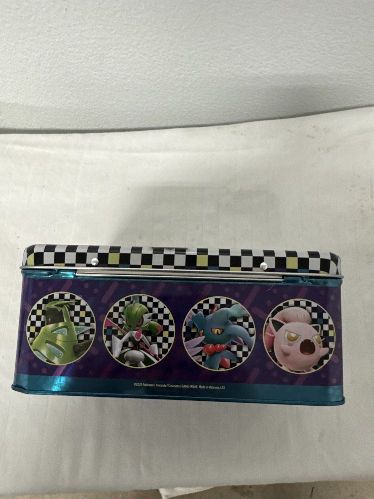 Pokemon lunch box tin Empty