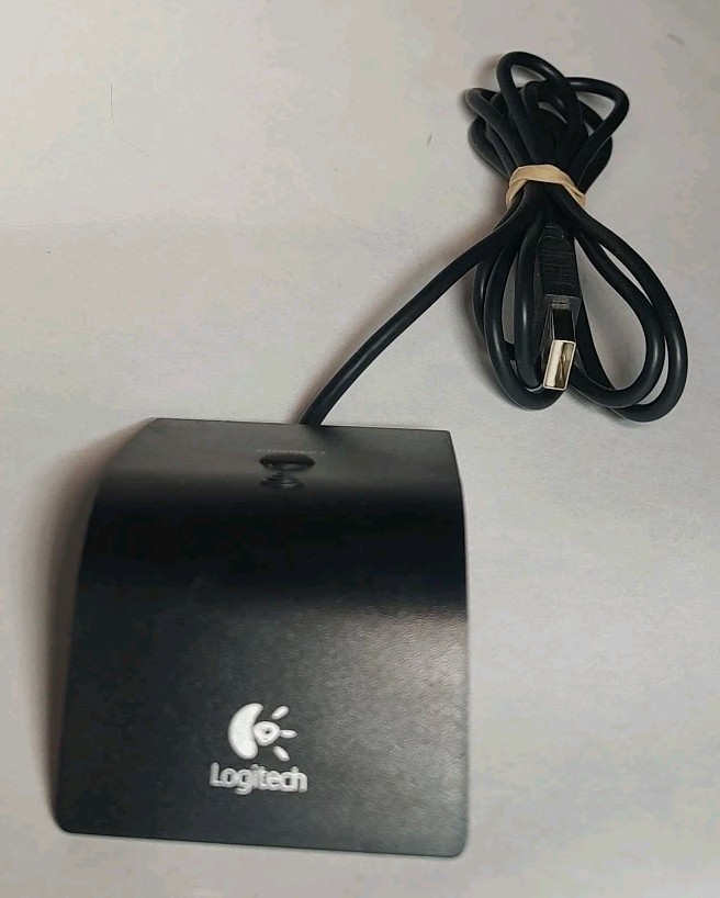 Logitech C-BT44 810-001147 USB Wireless Mouse Receiver