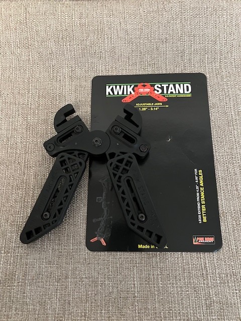 NEW WITHOUT PACKAGING PINE RIDGE ARCHERY KWIK STAND