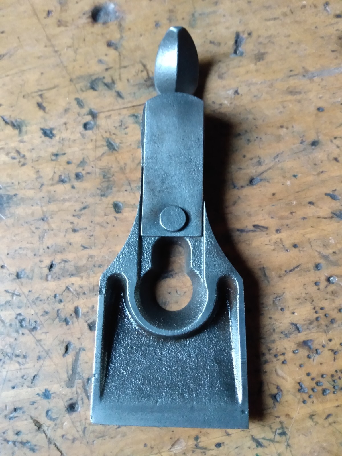 STANLEY KEYHOLE 1-3/4" lever cap, FOR #3 SIZE PLANES. READ FULL DESCRIPTION.