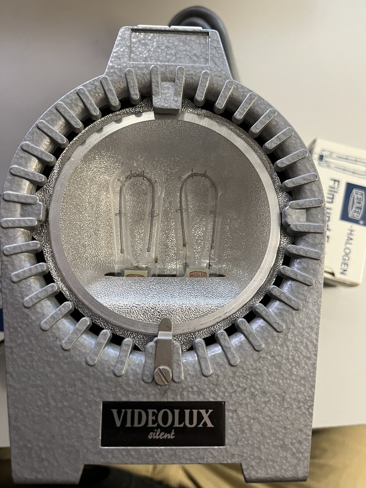 Videolux Silent Halogen Light w/ Handle W. Germany