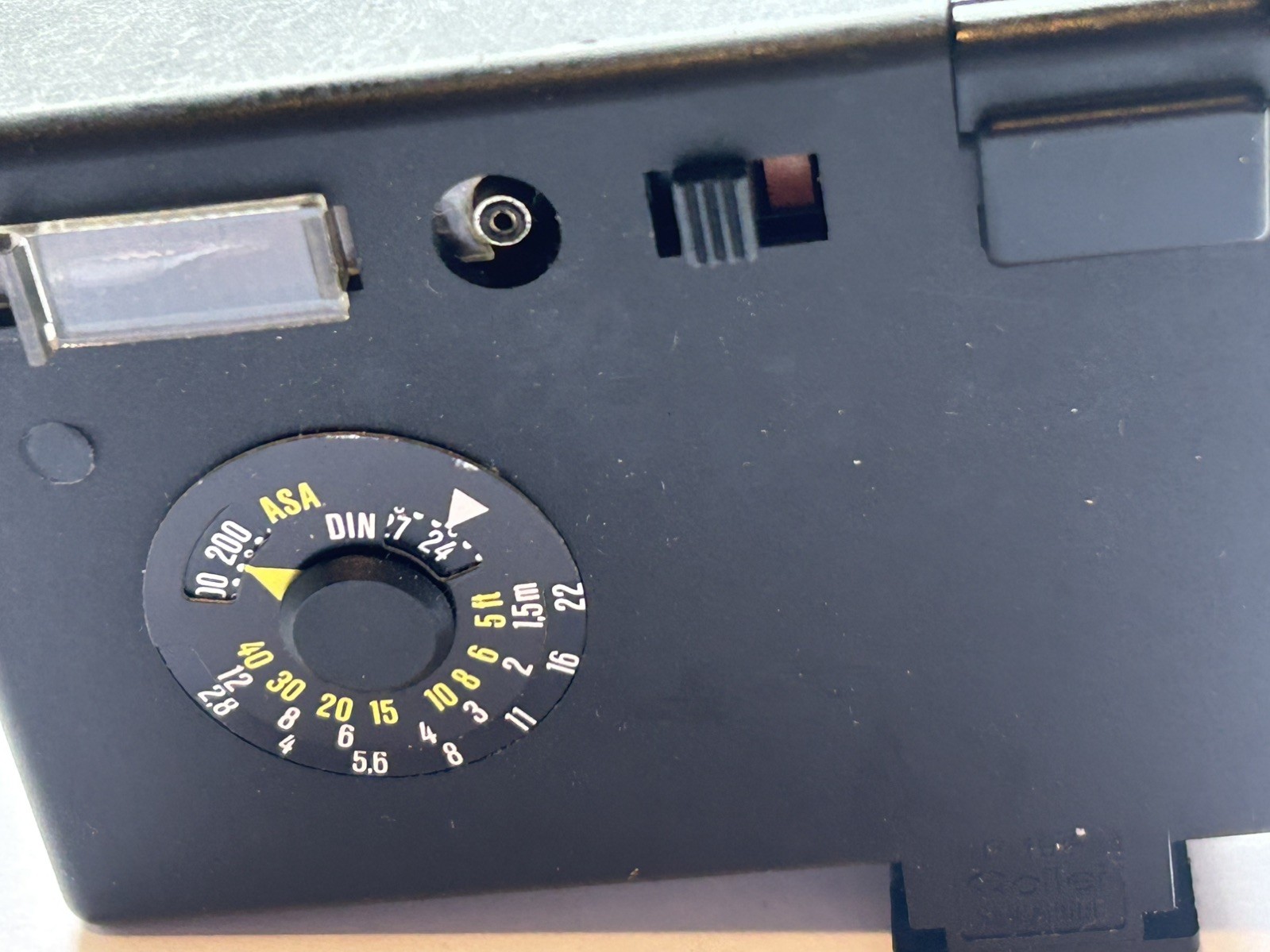 Rollei E 15B Electronic Flash – Vintage Hot Shoe Camera Flash