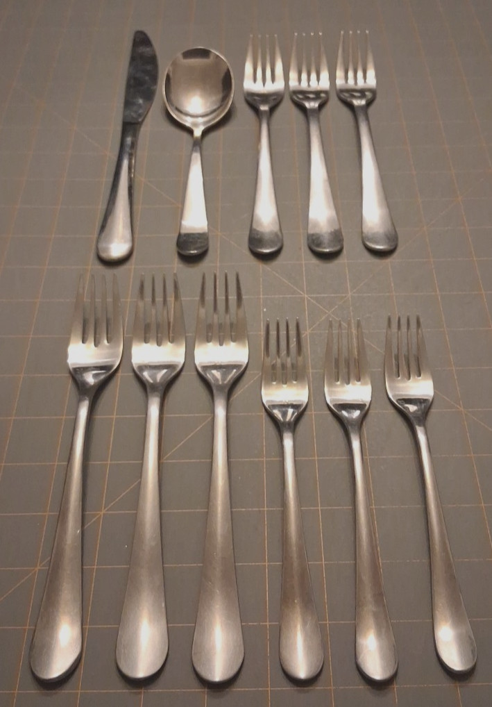 Lot Of 11 Gourmet Settings Party Of Twelve 18/0 Stainless Mixed Flatware Lot