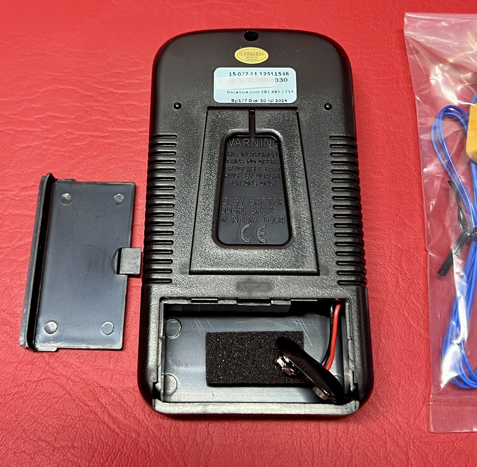 Fisherbrand Traceable Expanded-Range Thermometer 15-077-15 with Probes