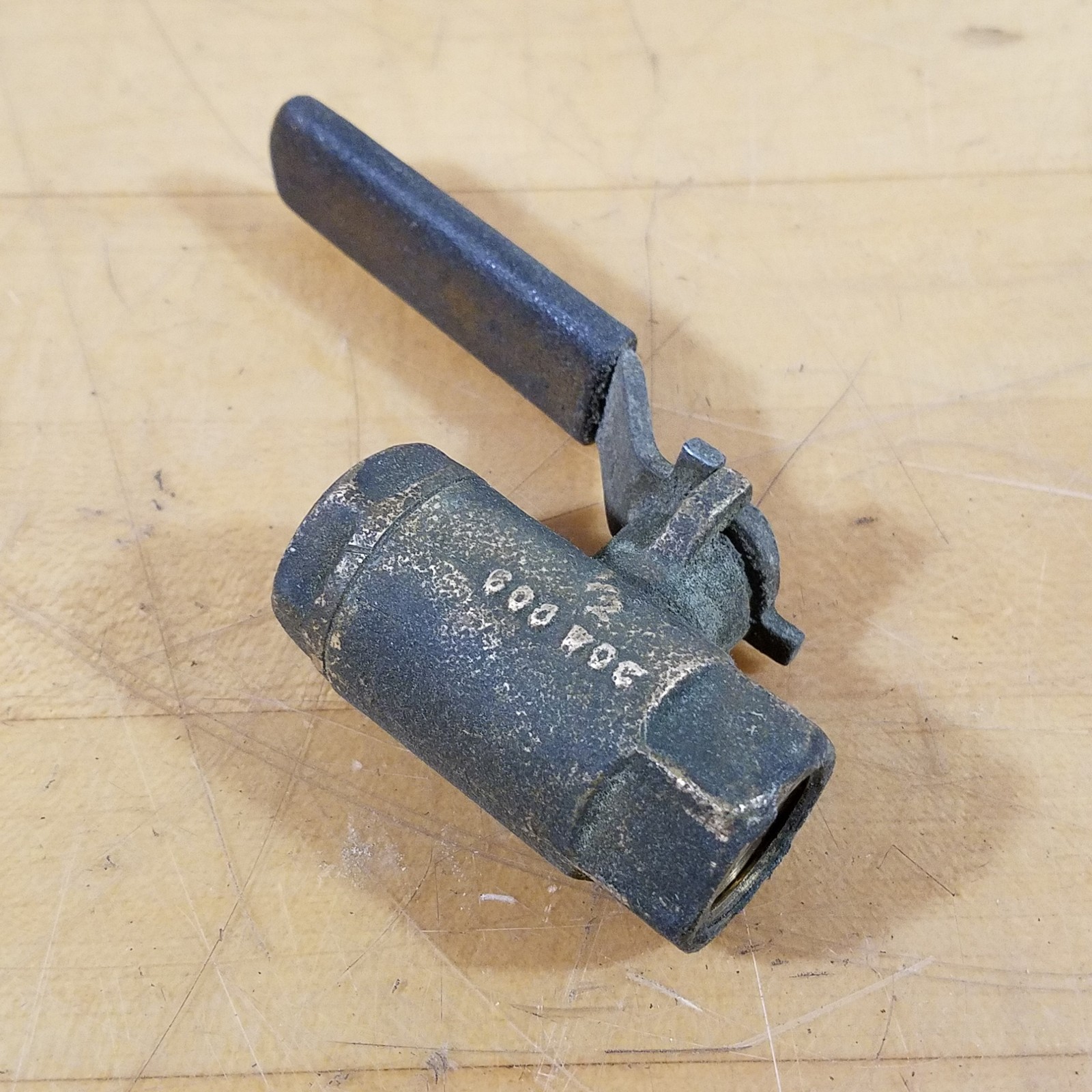 Jenkins Jenkins 600 Female Ball Valve, 600WOG, 1/2" NOP - USED