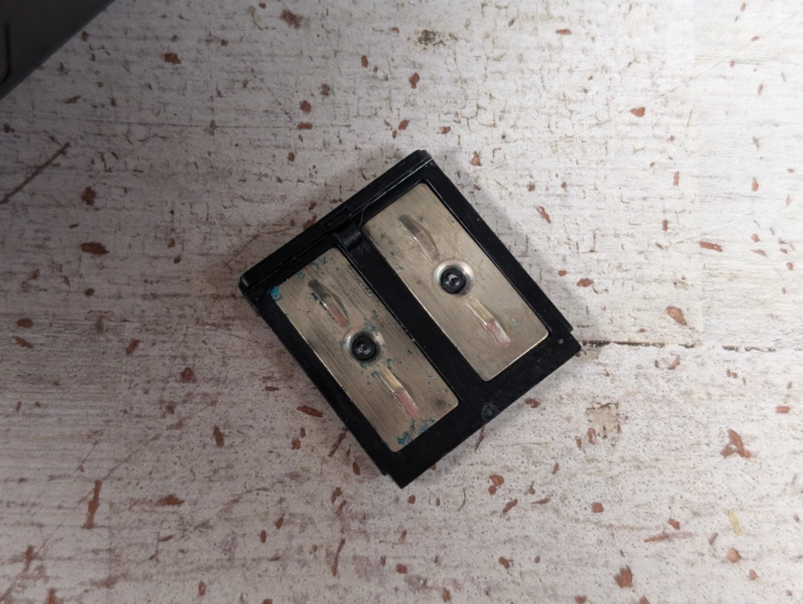 Minolta Auto 128 Shoe Mount Flash for Camera - Vintage - Untested