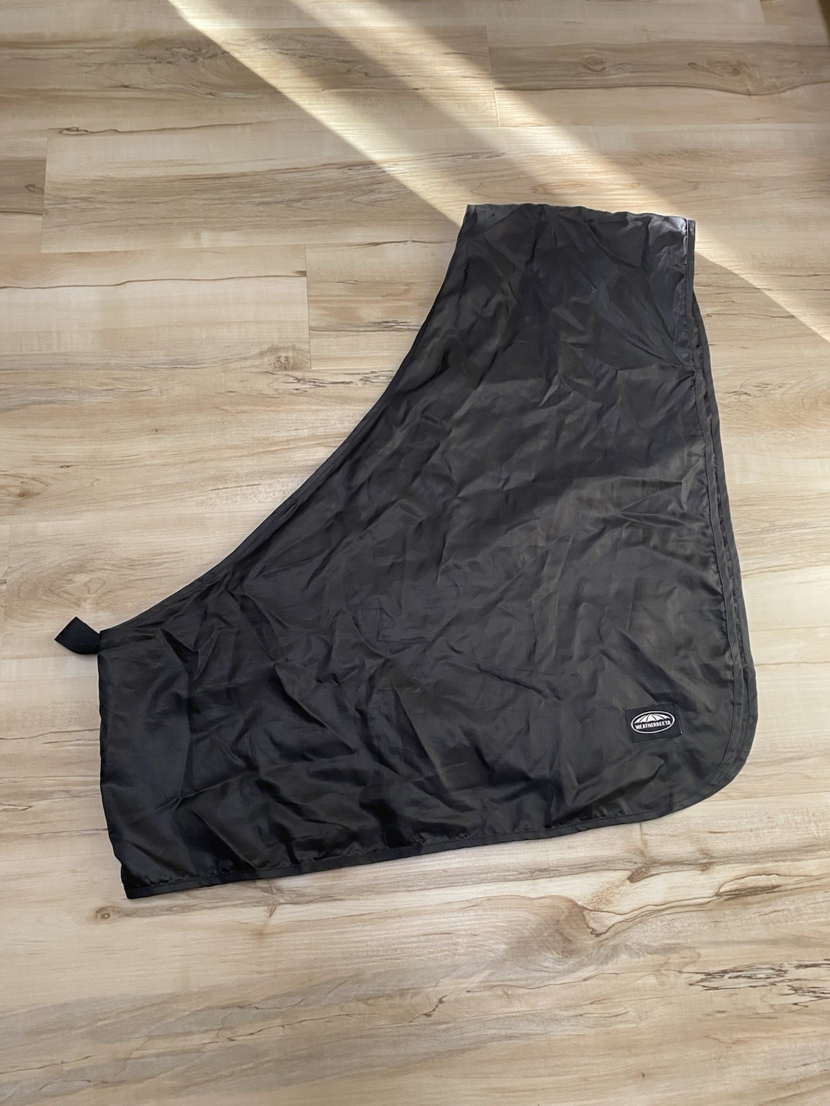 Used Weatherbeeta Horse Shoulder Guard, Full Size, Black