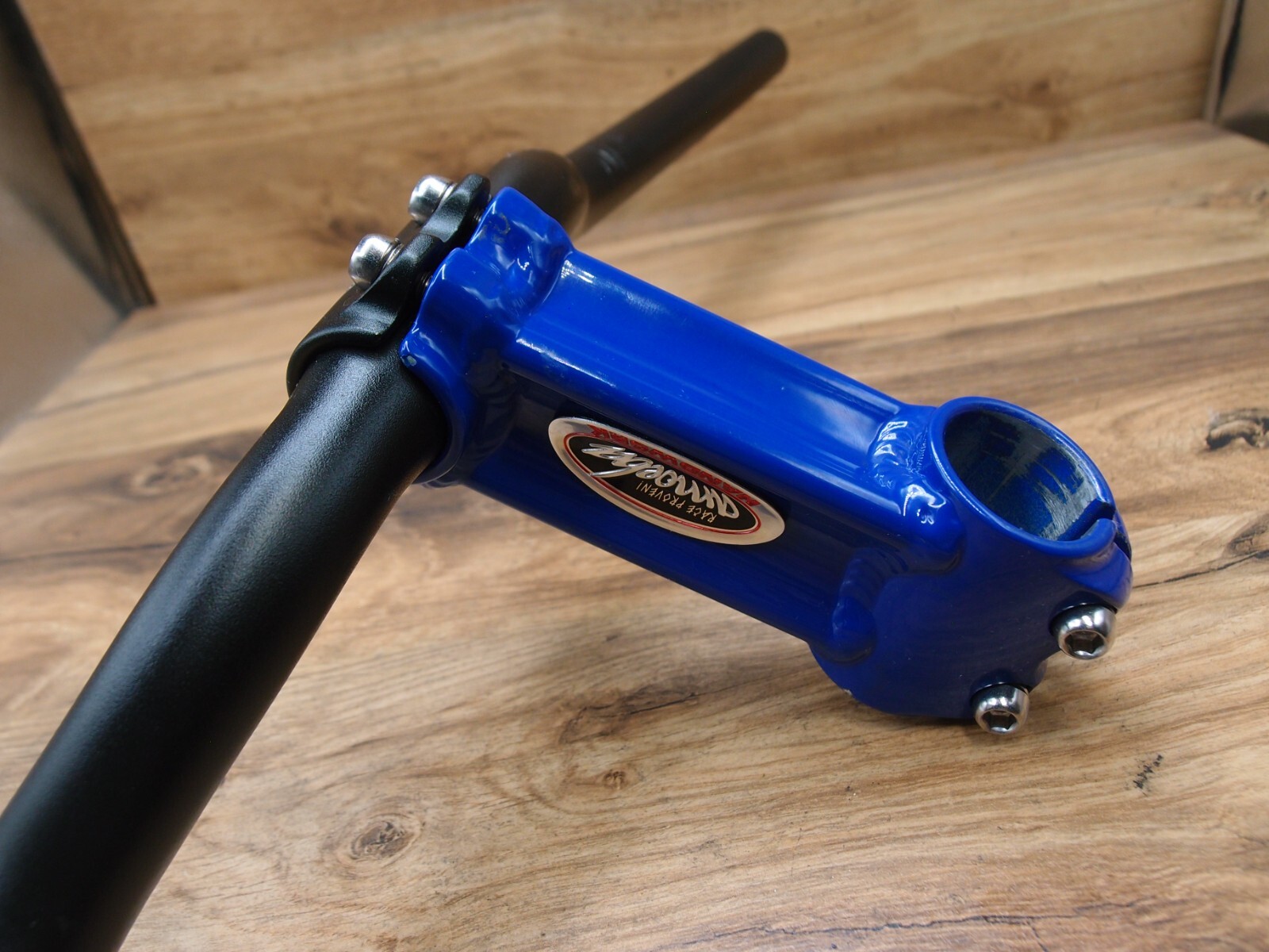 AMOEBA Race Proven ahead stem 1 1/8 in + riser handlebar Mode Components