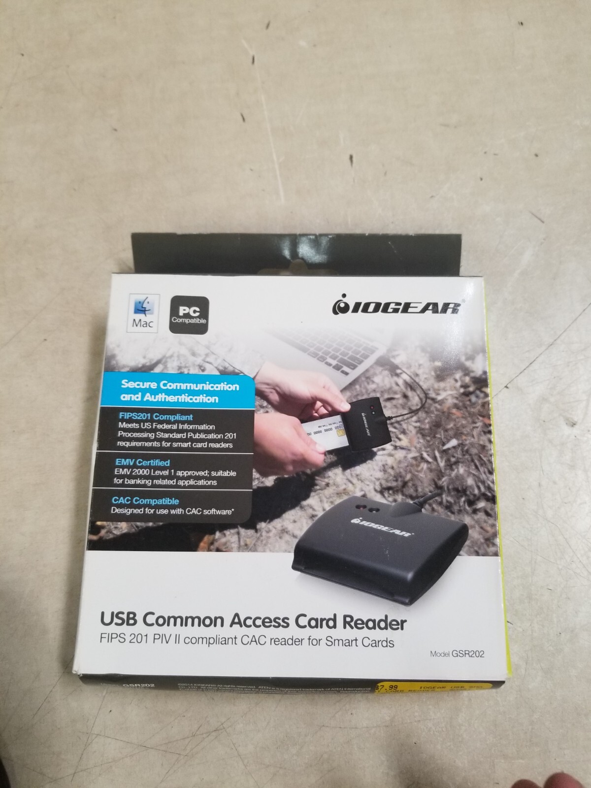 IOGear GSR202 USB Smart Card Access Reader in Black