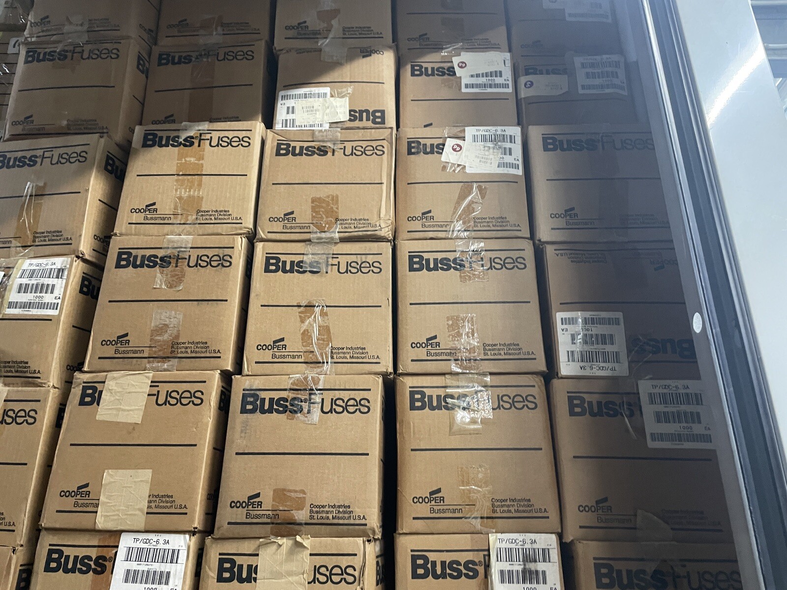 GDC-6.3A Time Delay 6.3A Slow Blow Acting (Box Of 1000 pc) Buy One Get One Free