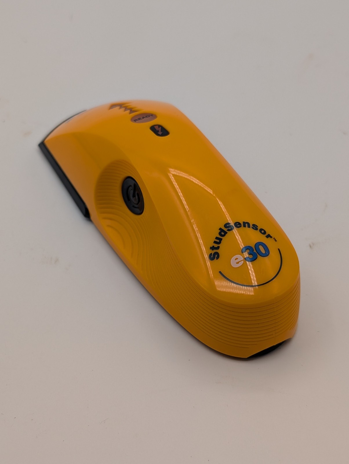Zircon e30 Stud Sensor Edge Finding Stud Finder Handyman Tool Tested