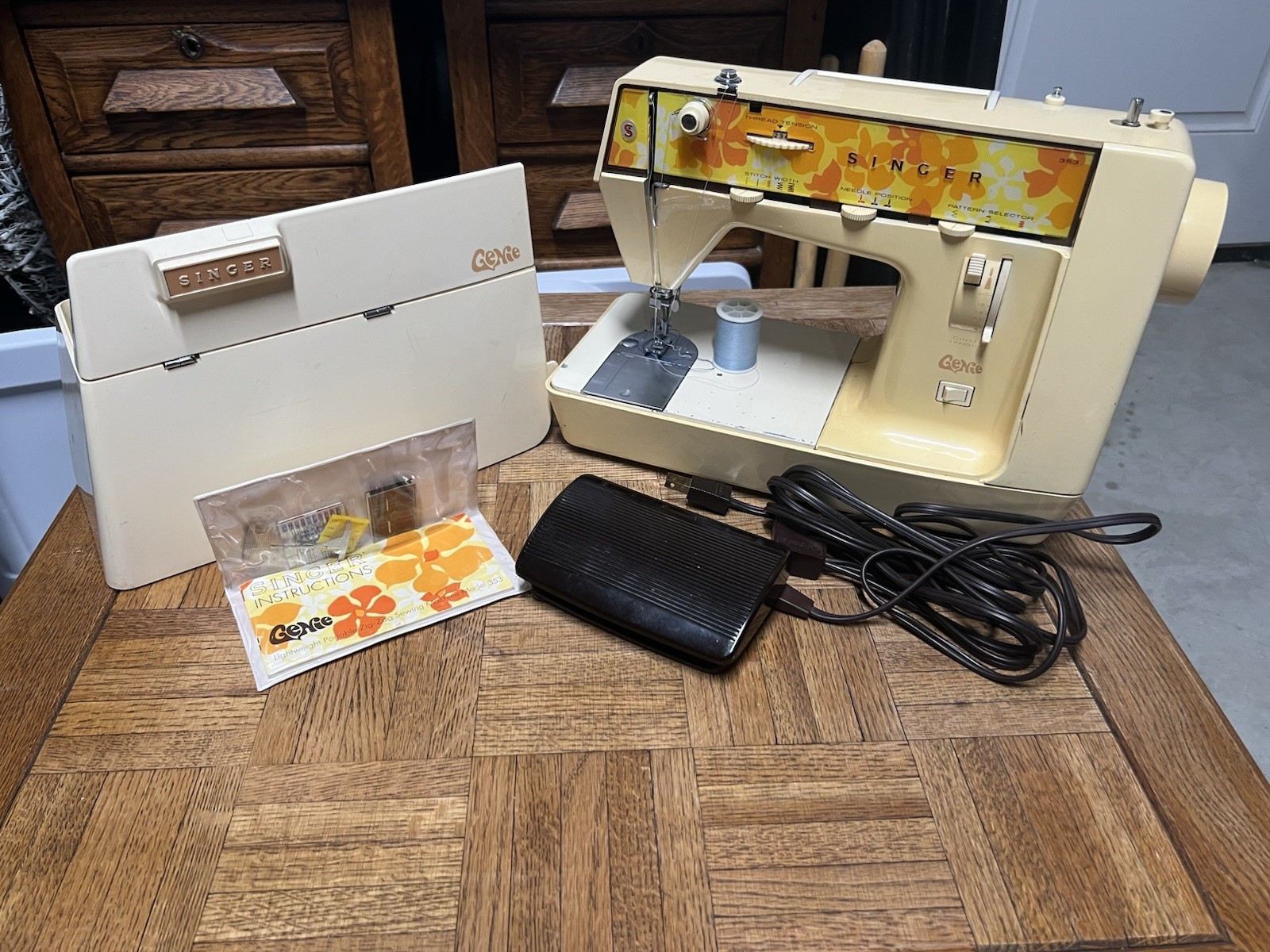 Vintage Singer Genie 353 Sewing Machine Portable Cream Orange Floral 1970s Retro