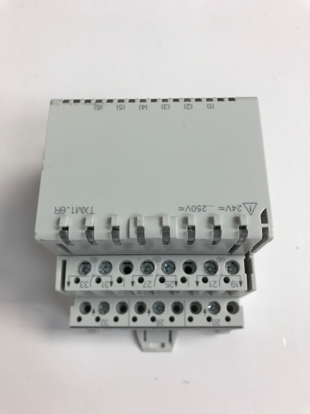 SIEMENS TXM1.6R RELAY OUTPUT MODULE