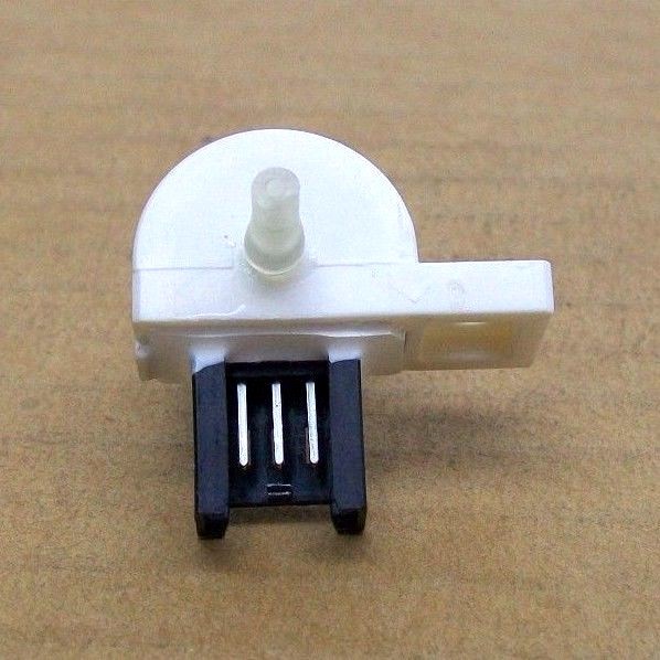 NOS BECKMAN 946385 LABLYTE SAMPLE DETECTOR SENSOR BM